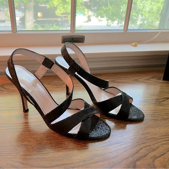 Sparkly black strappy sandal by Cararros size 7.5 - Picture 1 of 7